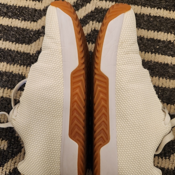 *SOLD* Nobull Trainer Plus - Picture 8 of 12